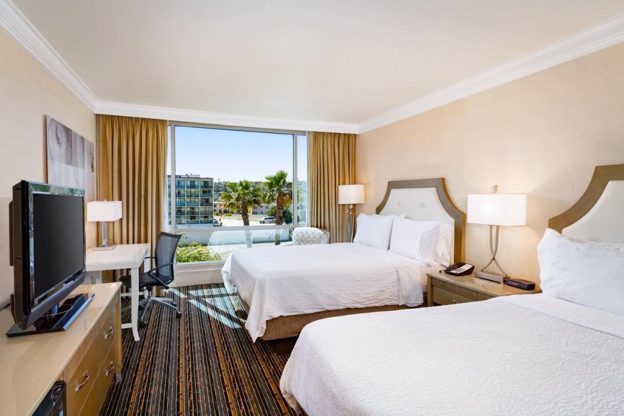 Holiday Inn San Diego Bayside, An Ihg Hotel Экстерьер фото