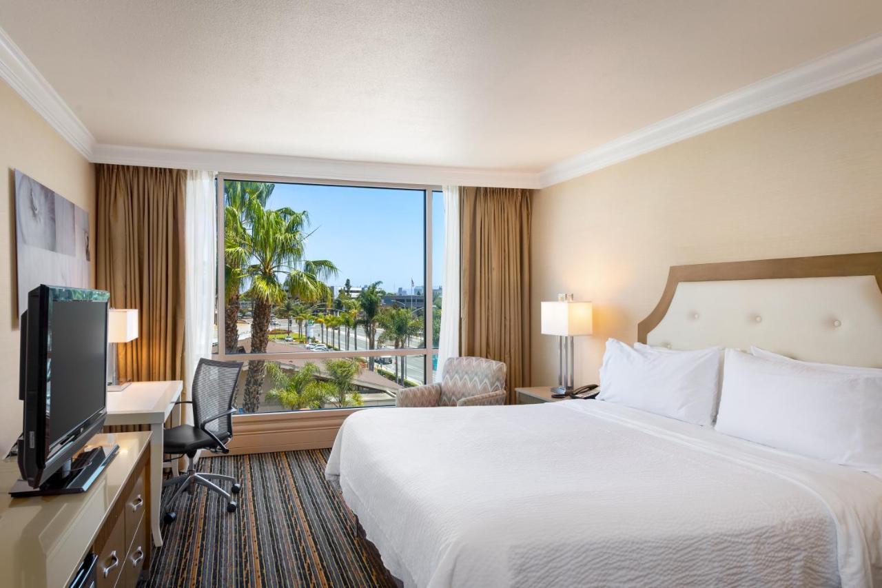 Holiday Inn San Diego Bayside, An Ihg Hotel Экстерьер фото